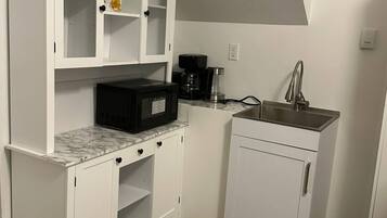 Room, 1 Bedroom, Accessible, City View | Interior