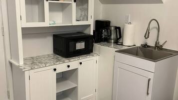 Kamar, 1 kamar tidur, akses difabel, pemandangan kota | Interior