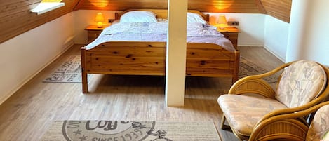 2 bedrooms, free WiFi, bed sheets