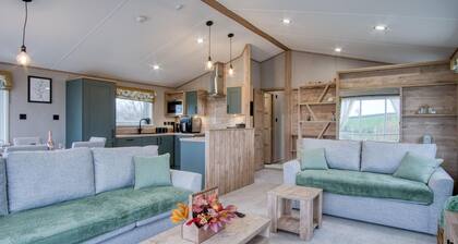Carn Springs Lodge - 3 Bed - Devonshire Dr - Tenby