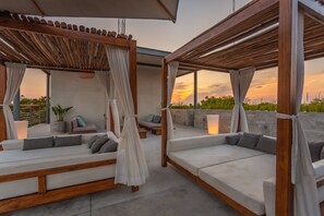 Terrace/patio - Luxe 2 BR King Suite | Gym | Coworking | Cenote (Tulum)