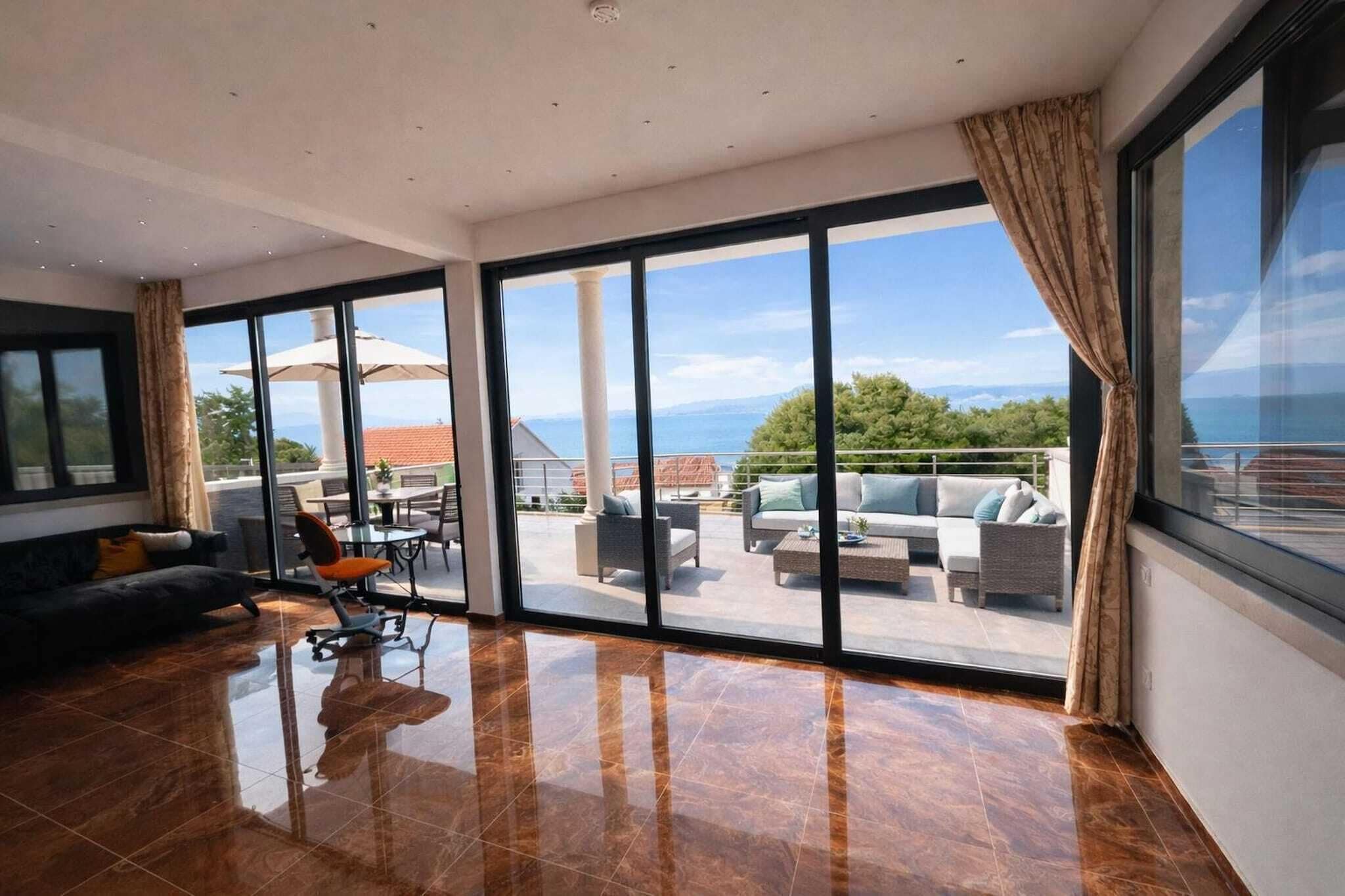 Smart TV, fireplace, offices