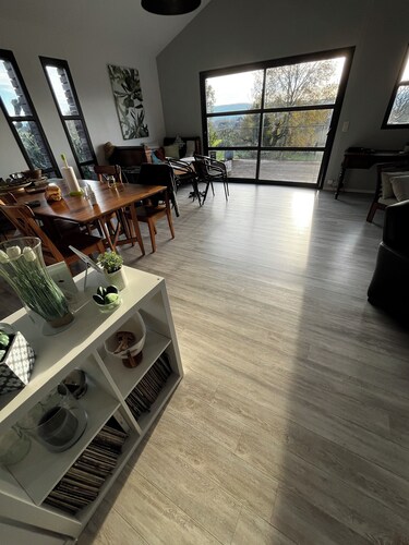 Modern house, 3 bedrooms, large quiet terrace, near Rocamadour, Dordogne...