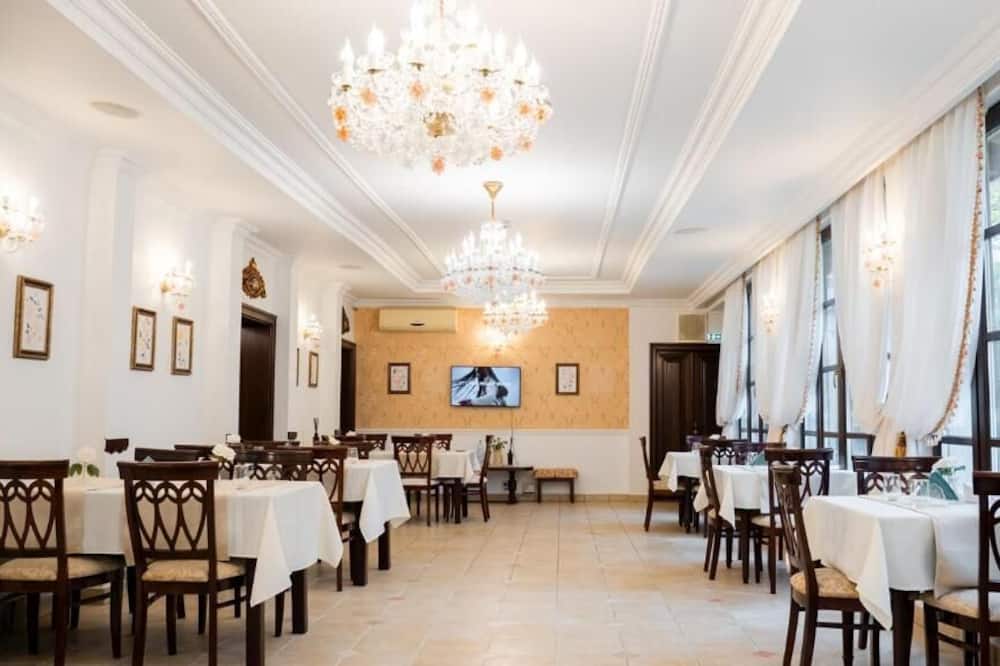Hotel Royal Plaza