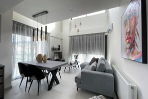 Living area - Athenean Gem Near Athens Metro Mall-D2 (Ilioupoli)