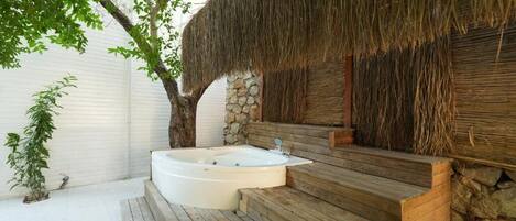 Exclusive Villa, Pets allowed, City View | Outdoor spa tub