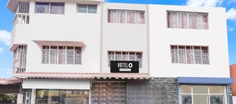 Hotel O Pradhan Nagar Prince Guest House