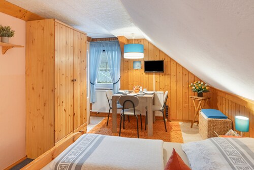 Pension Kaufmann / Holiday Apartment for 1-3 Guests in Oberwiesenthal