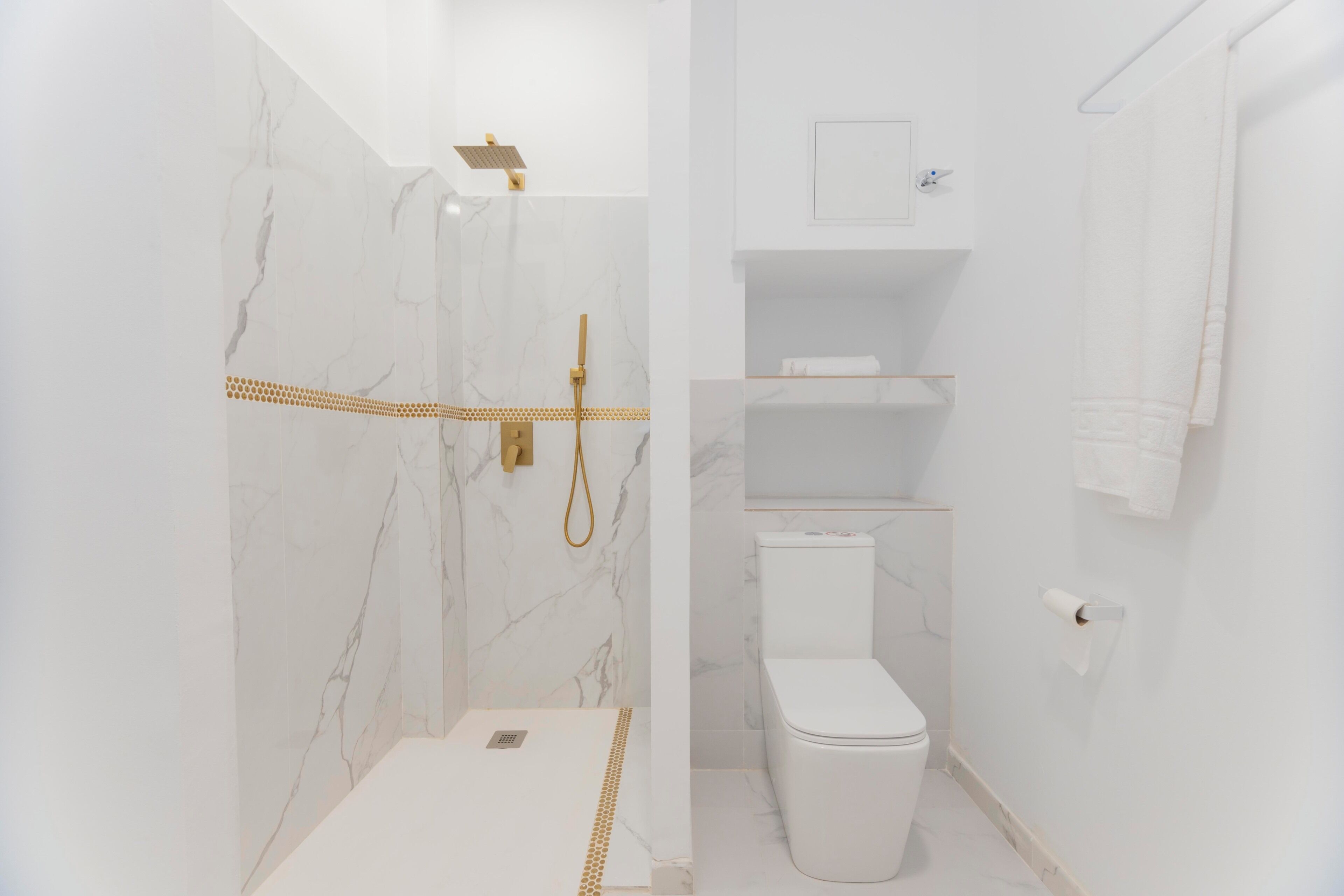Dúplex Deluxe, balcón | Baño