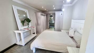 House, 3 Bedrooms, Accessible, Smoking