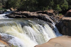 Exterior - Free Standing House in the Middle of Nature (Mbombela)