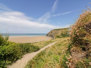 Cottage | Beach - 'poolside' 66 Atlantic Reach (Newquay)