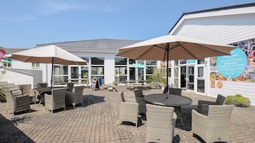 Cottage | Outdoor dining