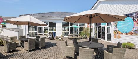 Cottage | Outdoor dining