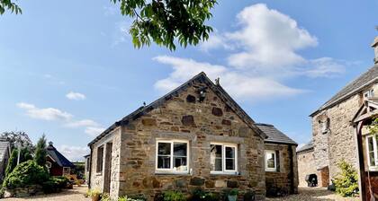 Cwt Tyddyn Shepherd's Hut