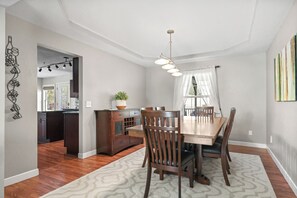Dining - Spacious Home Near Boat Ramp & Attractions (Vermilion)