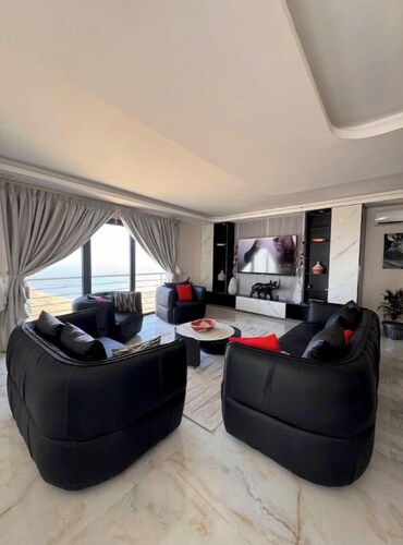 Adouna Exceptional Seaside Apartment