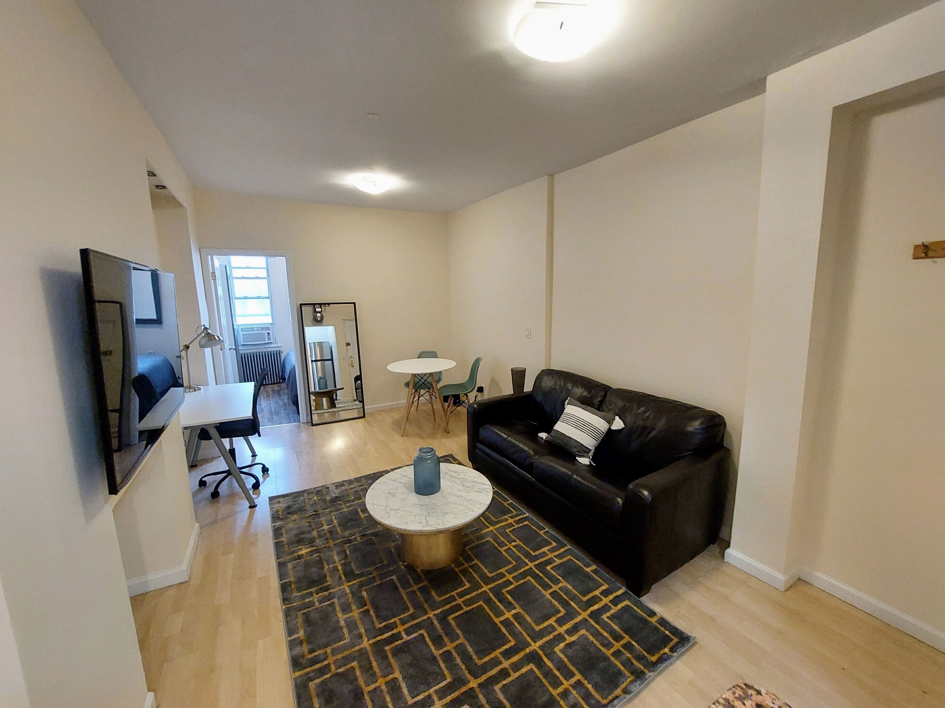 Comfort-Studiosuite, Stadtblick | Wohnbereich