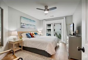 Room - New 30A Gulf Views • Steps to Beach • Bikes (Santa Rosa Beach)