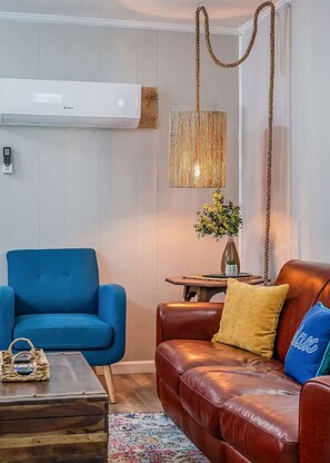 Living area - New-Sunfish Cottage - Walk to Hidden Harbor Marina (Smithville)