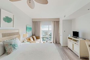 1 bedroom, iron/ironing board, free WiFi, bed sheets - ☀️🌴Cozy Studio w/ Gulf Views | Walk to Beach | Lagoon Pool | Luau II 6834 (Miramar Beach)