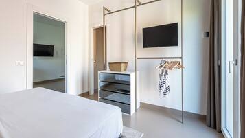 Apartamento, 1 quarto, sacada | Ferros/tábuas de passar roupa, Wi-Fi de cortesia