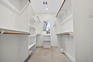 Interior - Emerald Luxe, Modern Townhome, 4 Min to Downtown (Houston)