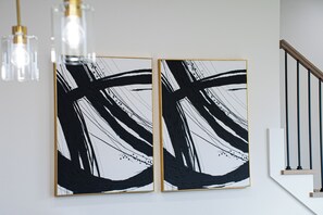 Interior - Emerald Luxe, Modern Townhome, 4 Min to Downtown (Houston)