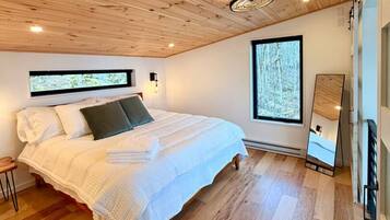 4 slaapkamers, een bureau, reisbedje, gratis wifi