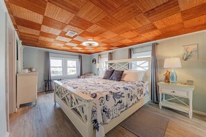3 bedrooms, free WiFi, bed sheets - JL #291 | Kingfisher | Oceanfront | Ocean Views (Kill Devil Hills)