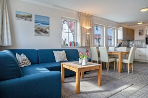 Living area - Haus Boddenkieker 1 Rügen in Mönchgut – Ferienwohnung mit Meerblick und Südterrasse (Mönchgut)