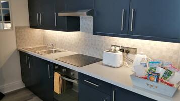 Microwave, oven