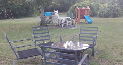 Charming camper spot in High Springs for your outdoor getaway