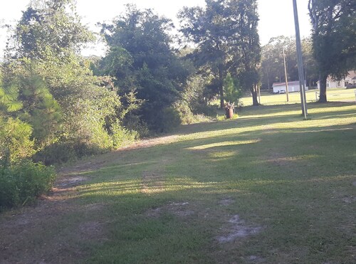 Charming camper spot in High Springs for your outdoor getaway