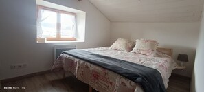 3 chambres, accès Internet, draps fournis