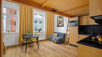 Deluxe Apartment, City View | Free WiFi