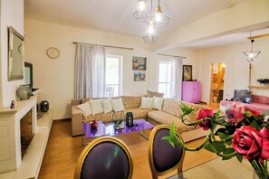 Living area - Corfu Villazia with private pool (FWP6+M8V Melitiei, Greece)