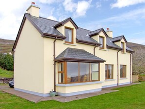 Exterior - 4 Bed in Caherdaniel (oc-ii07718) (Bealtra)