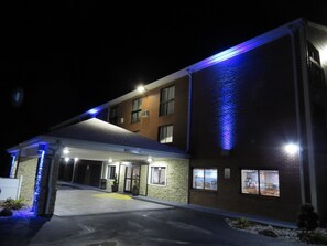 Exterior - Best Western Cape Cod Hotel (Hyannis)