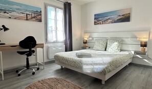 1 bedroom, iron/ironing board, WiFi, bed sheets - Cottage with garden, spa and close to lake (La Teste-de-Buch)