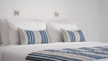 Deluxe Suite | Egyptian cotton sheets, premium bedding, down duvets, memory-foam beds