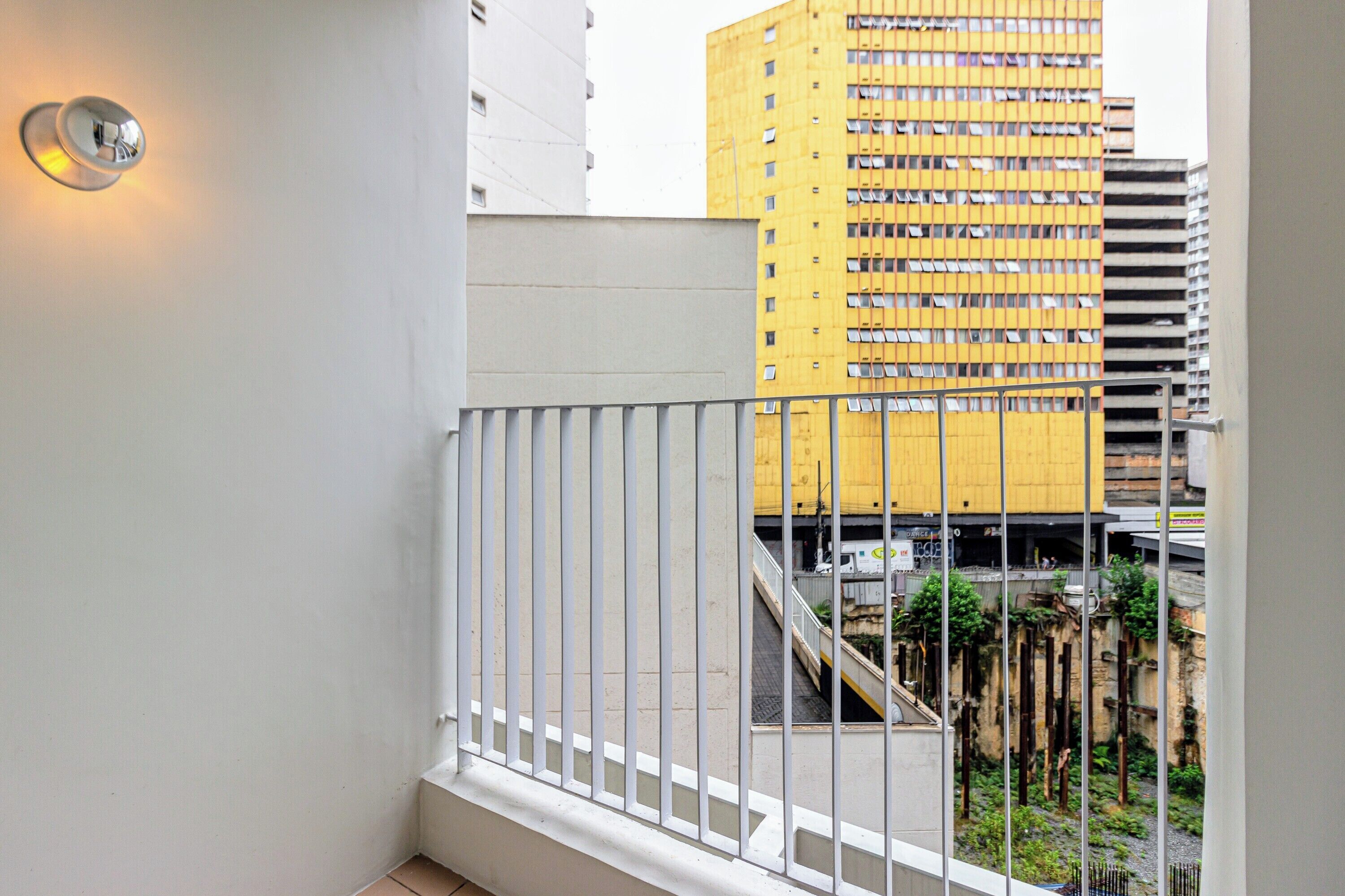 Studio Casal com Varanda | Balcony