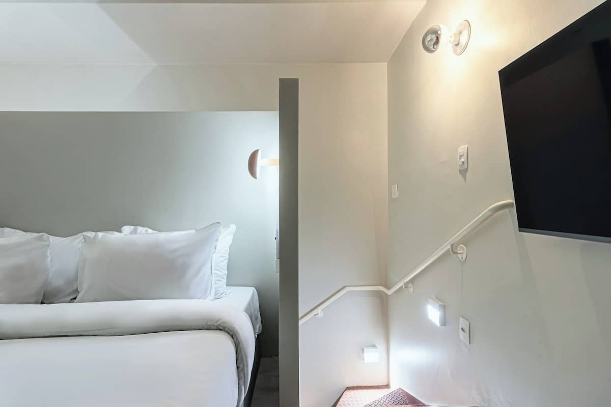 Studio (Casal Mezanino) | Hypoallergeen beddengoed, een laptopwerkplek, gratis wifi