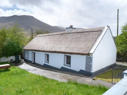2 Bed in Westport Quay (oc-ii15360)