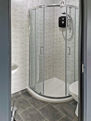 Hair dryer, towels - 1 Bed in Portballintrae (oc-ii15774) (Portballintrae)
