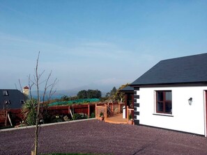 Exterior - 2 Bed in Glengariff (oc-ii03911) (Ardnatrush Beg)