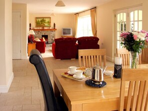 Dining - 3 Bed in Downings (oc-ii04588) (Downings)