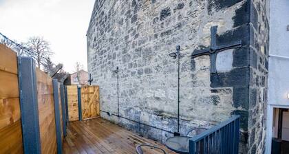 The White House East Wing near Edinburgh