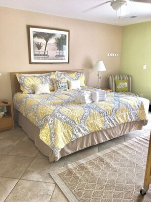 3 bedrooms, iron/ironing board, Internet, bed sheets - 766 Queens Grant - Pet Friendly Townhome (Hilton Head Island)