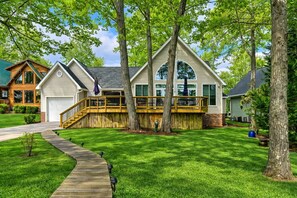 Exterior - Lakefront Retreat | Dock + Sunset Views (Prosperity)